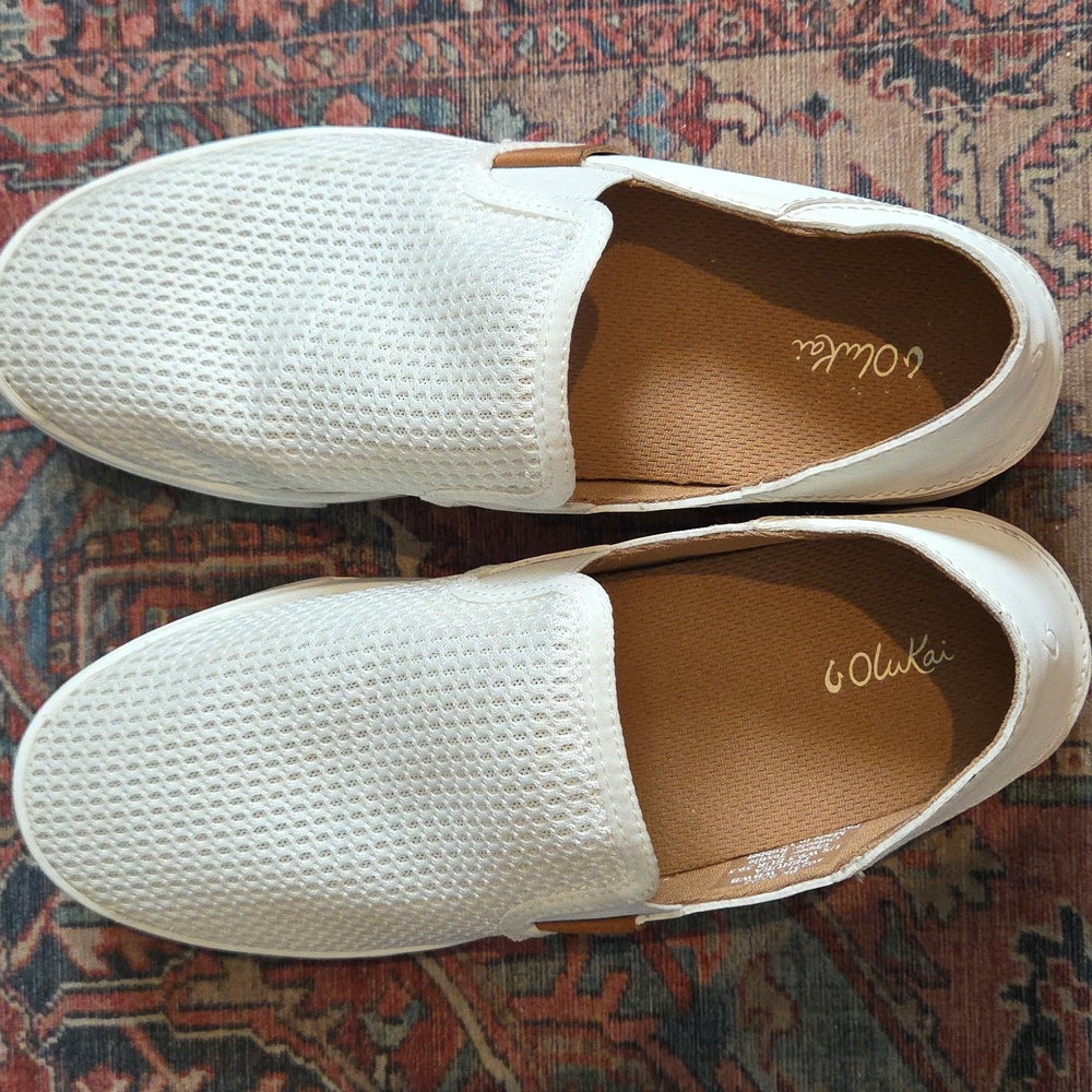 Olukai Pehuea Women's Leather Clay Sneaker Size 9.5 - Picture 2 of 9